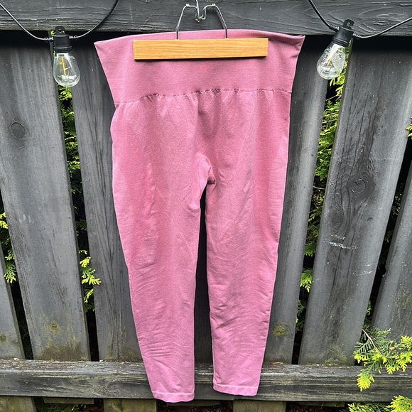 Pants - NVGTN Leggings